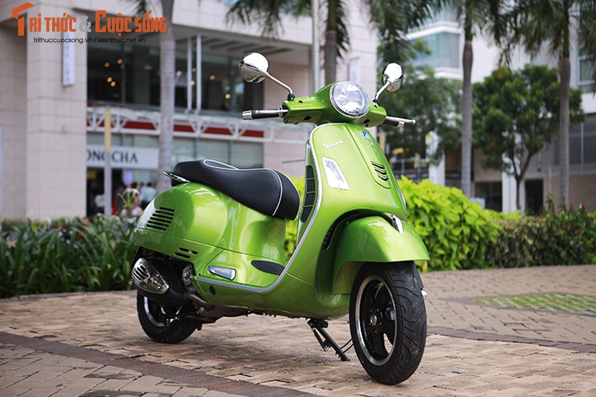 Chi tiet Vespa GTS 300 ABS gia 120 trieu tai Viet Nam-Hinh-2